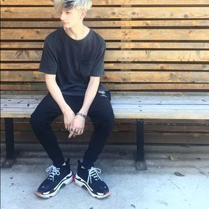 Meet your Posher, Christopher